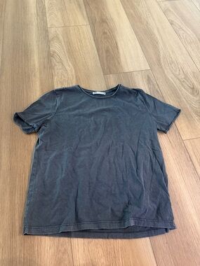 Women’s washed  Black Crewneck T-Shirt